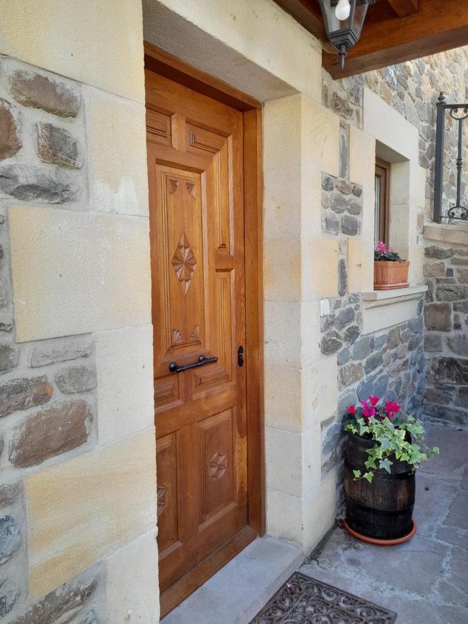 Casa Del Horno Apartment Потес Екстериор снимка